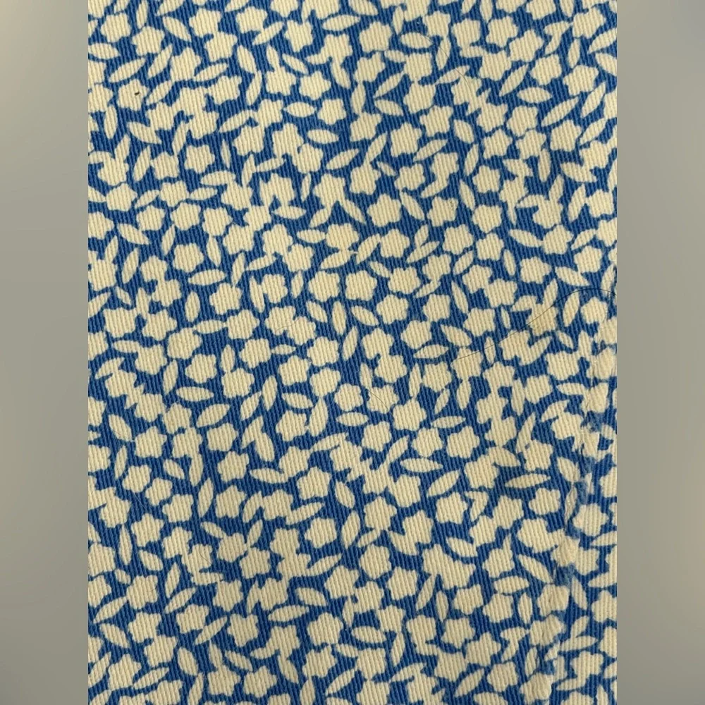 EUC Michael Kors‎ Izzy Cropped Skinny Blue & White Floral Jeans, Size 8P